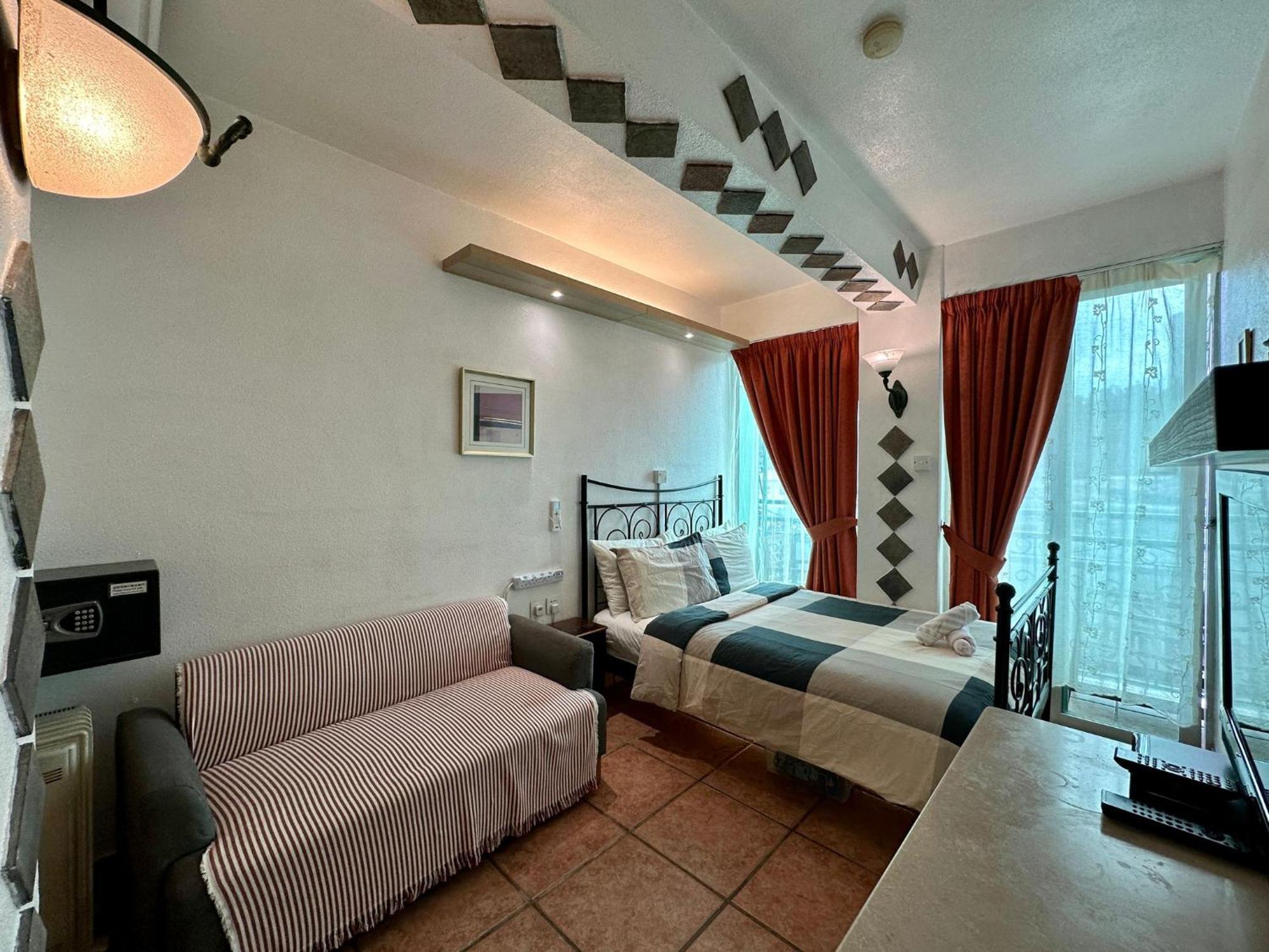Bali Holiday Resort Hong Kong Bagian luar foto